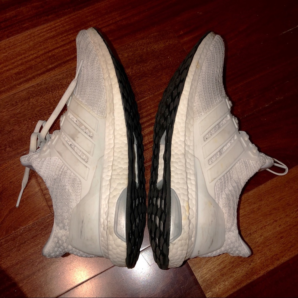 Vintage Triple White Ultraboosts